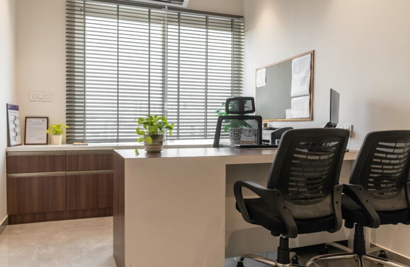 Linon Office Chair Review and Buying Guide